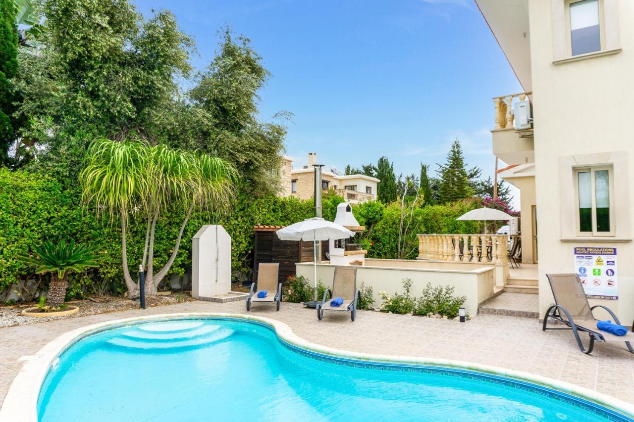 Villa Deja Blue By Ezoria Villas คอรัลเบย์ ภายนอก รูปภาพ