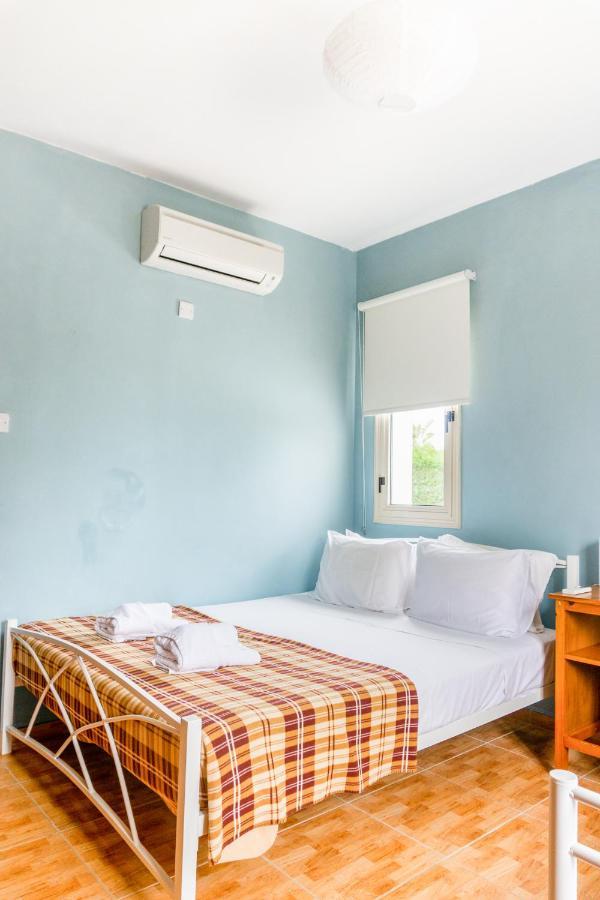 Villa Deja Blue By Ezoria Villas คอรัลเบย์ ภายนอก รูปภาพ