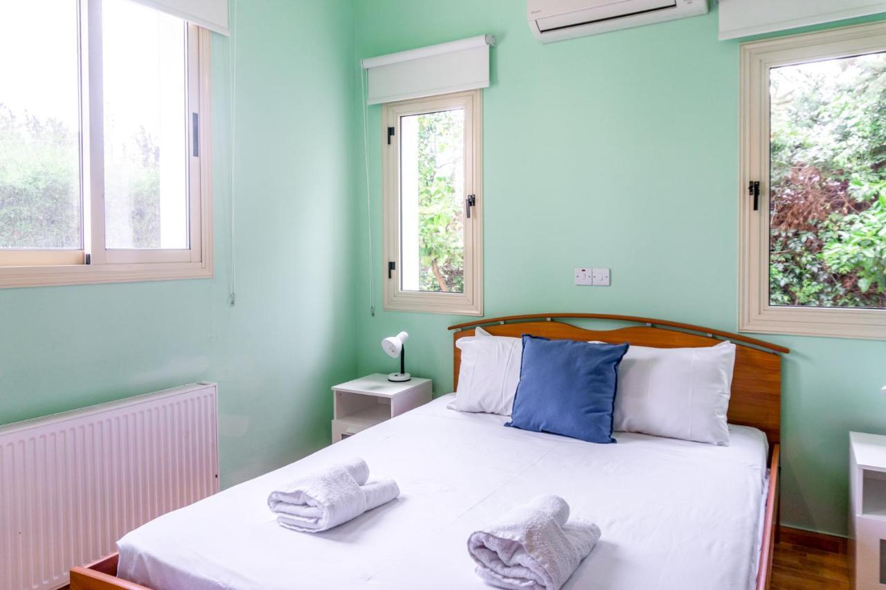 Villa Deja Blue By Ezoria Villas คอรัลเบย์ ภายนอก รูปภาพ