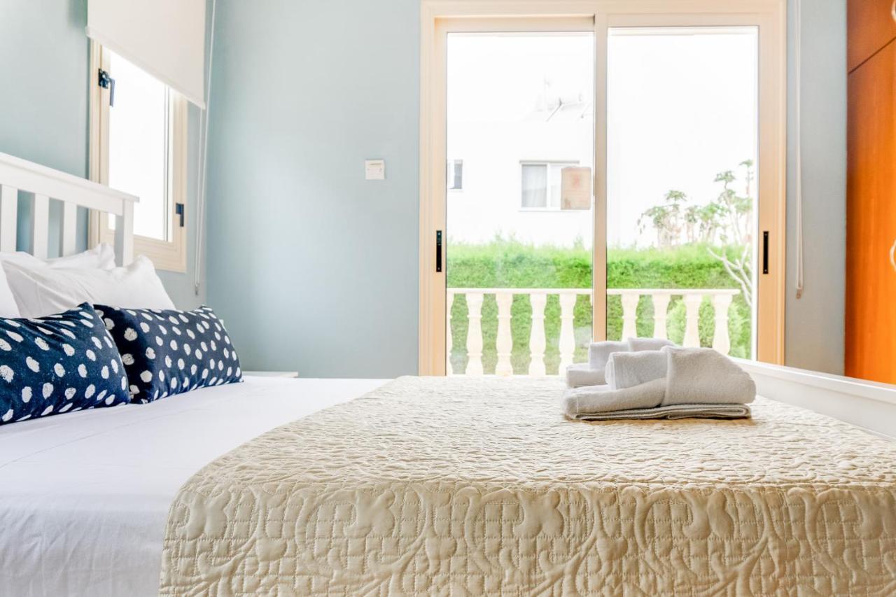 Villa Deja Blue By Ezoria Villas คอรัลเบย์ ภายนอก รูปภาพ