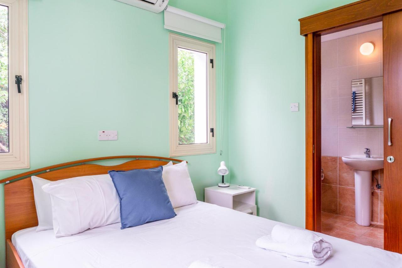 Villa Deja Blue By Ezoria Villas คอรัลเบย์ ภายนอก รูปภาพ